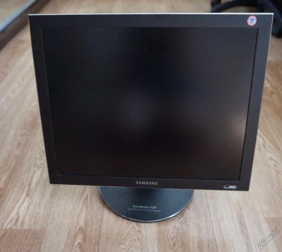 Лот: 5660362. Фото: 1. Монитор 17" samsung 173p 4:3... ЖК-мониторы