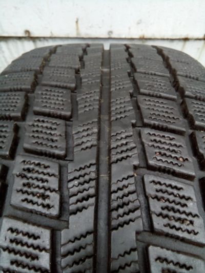 Лот: 12706581. Фото: 1. R16 215/60 продам 1 шину Hankook... Шины