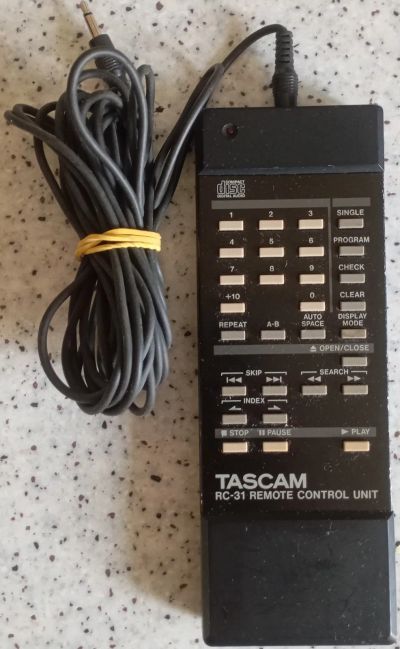 Лот: 25770226. Фото: 1. Tascam/Teac RC-31 – проводной... Пульты ДУ