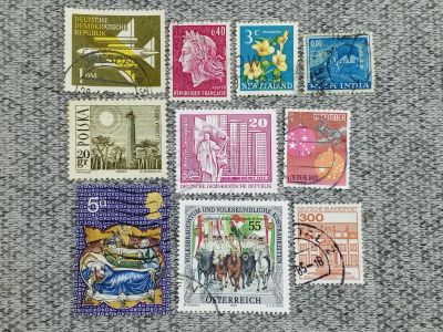 Лот: 25845964. Фото: 1. Набор из 10 почтовых марок - Мира. Книги