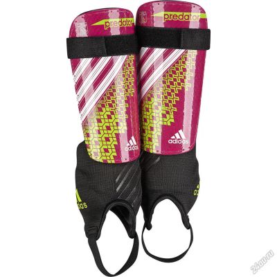 Лот: 5957773. Фото: 1. Новые Оригинальные Adidas Predator... Другое (спортивные товары)