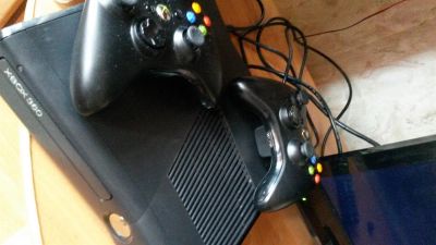 Лот: 3811917. Фото: 1. Xbox 360 slim, freeboot, 500GB... Игровые приставки, консоли