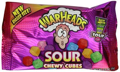 Лот: 11596543. Фото: 1. Warhead Sour Chewy Cubes Theater... Шоколад, конфеты