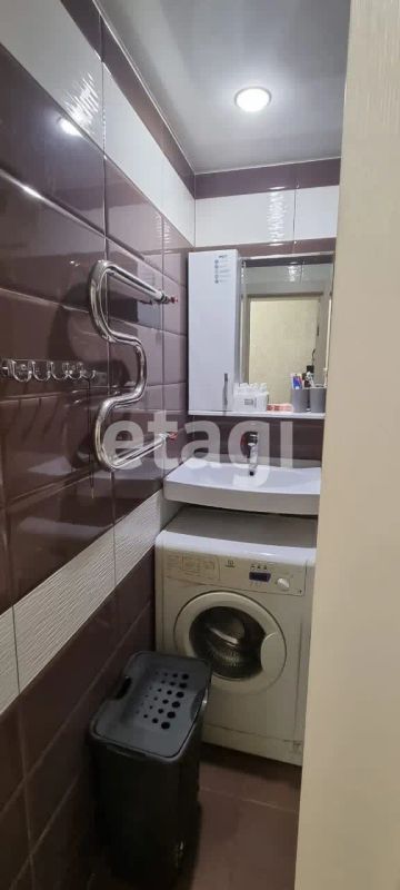 Лот: 21039570. Фото: 1. Продам 3-комн. кв. 59.1 кв.м... Квартиры, студии