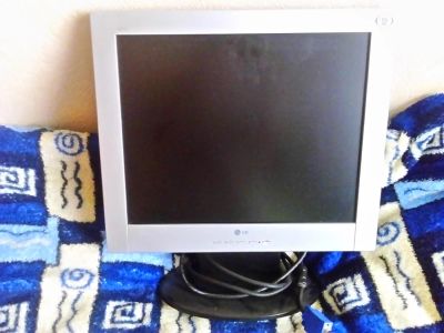 Лот: 7496467. Фото: 1. Монитор LG 786LS. ЖК-мониторы