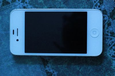 Лот: 4227207. Фото: 1. iphone 4s White (16 gb). Смартфоны