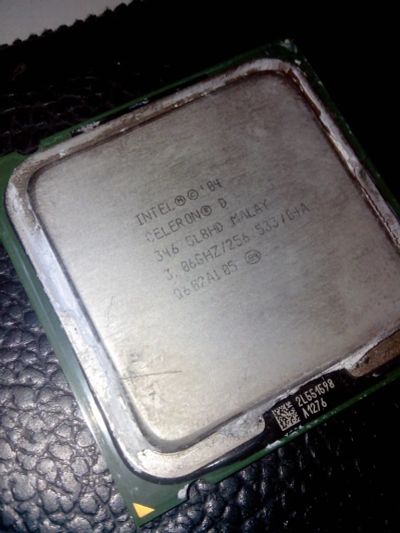 Лот: 8490324. Фото: 1. Процессор Intel Celeron D 3.06GHZ... Процессоры