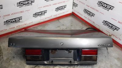 Лот: 17085542. Фото: 1. Крышка багажника Toyota Corona... Кузов