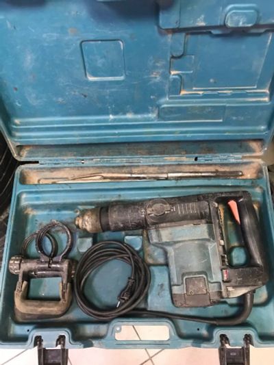 Лот: 17268385. Фото: 1. Перфоратор Makita HR4500C Кейс... Электроинструмент