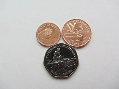 Лот: 3547728. Фото: 1. Гайана , набор из 3 монет 2011-2012... Наборы монет