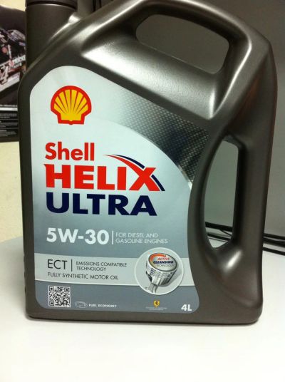 Лот: 6073918. Фото: 1. Масло моторное Shell Helix Ultra... Масла, жидкости