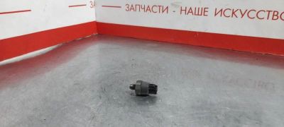 Лот: 17199704. Фото: 1. Датчик давления масла Toyota Vista... Двигатель и элементы двигателя