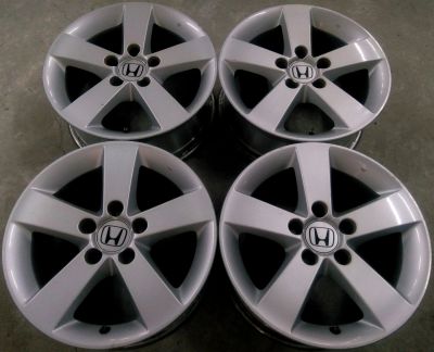 Лот: 12331365. Фото: 1. Б\П по РФ Оригинал Honda R16. Диски