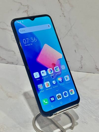 Лот: 21177552. Фото: 1. Смартфон TECNO Spark 8C 4/64 gb... Смартфоны