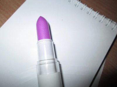 Лот: 4444163. Фото: 1. помада AVON. Макияж