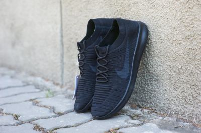 Лот: 11432399. Фото: 1. Кроссовки Nike Новые! Все размеры... Кеды, кроссовки, слипоны