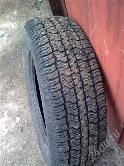 Лот: 331590. Фото: 1. продам резину 205-70-r15. Шины