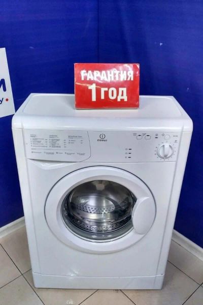 Лот: 17150168. Фото: 1. Стиральная машина indesit wiu... Стиральные машины