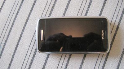 Лот: 2046707. Фото: 1. nokia c6-01 silver. Смартфоны