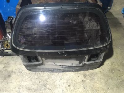 Лот: 13934584. Фото: 1. Стекло задней двери st-190 Toyota... Кузов