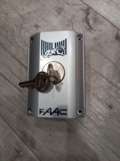 Лот: 19678461. Фото: 1. Ключ FAAC T10E лот16. Другое (инструмент)
