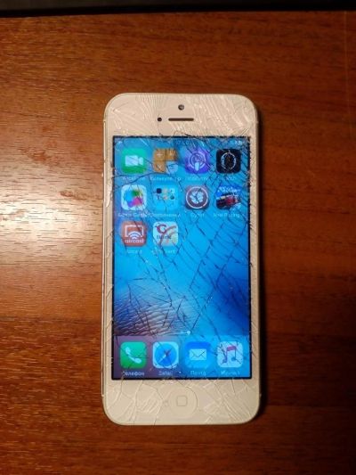 Лот: 7190501. Фото: 1. Iphone 5 16Gb. Смартфоны