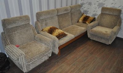 Лот: 3987001. Фото: 1. Комплект мягкой мебели - забрать... Кресла, пуфы