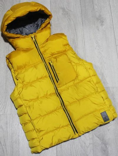 Лот: 19377813. Фото: 1. Жилет ZARA kids р.130. Верхняя одежда