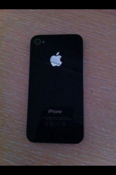 Лот: 7751824. Фото: 1. Iphone 4 black. Смартфоны
