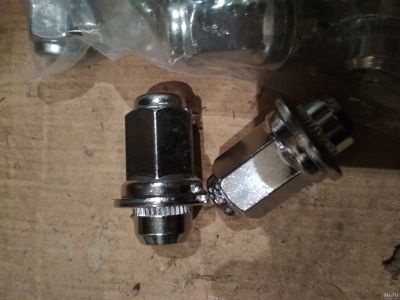 Лот: 13744717. Фото: 1. Гайка с прессшайбой M12x1,25x42... Секретки, гайки, проставки
