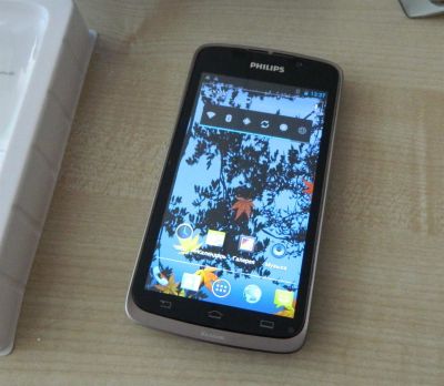 Лот: 3590070. Фото: 1. Philips Xenium W832. Смартфоны