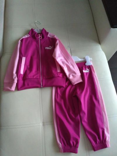 Лот: 8339010. Фото: 1. Спортивный костюм Puma для девочки... Костюмы, пиджаки, комбинезоны