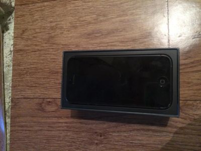 Лот: 3623213. Фото: 1. iphone 5 16 gb черный разбит внутр... Смартфоны