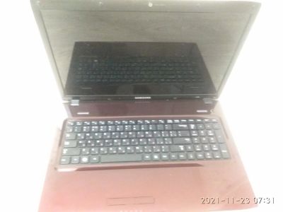 Лот: 18314574. Фото: 1. Игровой ноутбук Samsung r780 17... Ноутбуки