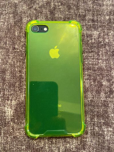 Лот: 17848670. Фото: 1. iPhone 8 64gb. Смартфоны