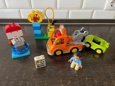 Лот: 18609612. Фото: 1. Конструктор LEGO DUPLO Буксировщик... Конструкторы