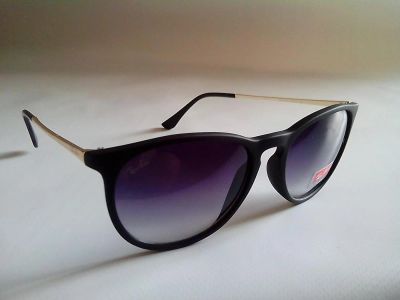 Лот: 5422995. Фото: 1. ОЧКИ солнцезащитные. Ray-Ban... Очки солнцезащитные