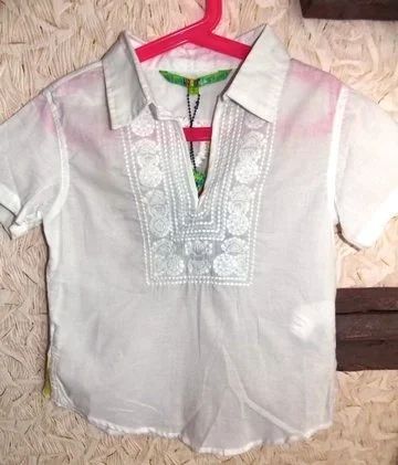 Лот: 11941871. Фото: 1. Рубашка для девочки белая с вышивкой... Рубашки, блузки, водолазки