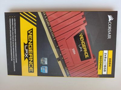 Лот: 17564284. Фото: 1. DDR4 Corsair Vengeance LPX 16Gb... Оперативная память