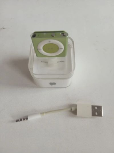 Лот: 18261825. Фото: 1. Плеер Apple iPod Shuffle 4 3еленый. Плееры