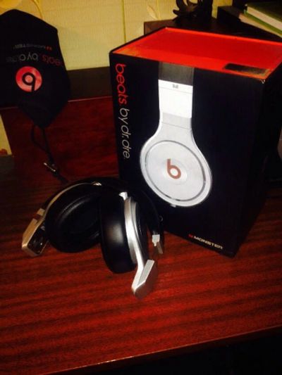 Лот: 4480904. Фото: 1. Продам Monster beats by.dr dre... Наушники, гарнитуры