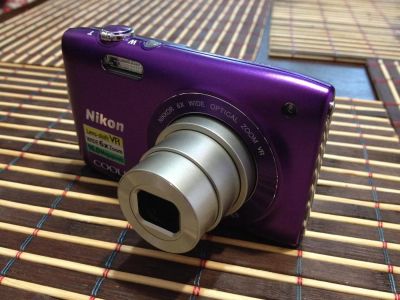 Лот: 4178934. Фото: 1. Nikon Coolpix S3300 (полный комплект... Цифровые компактные