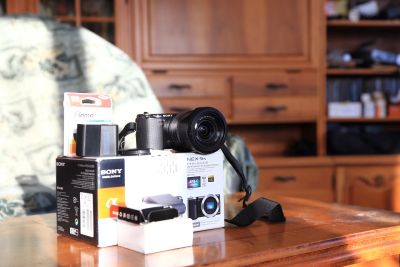 Лот: 12888047. Фото: 1. Фотоаппарат Sony NEX-5N E18-55mm... Цифровые беззеркальные со сменной оптикой