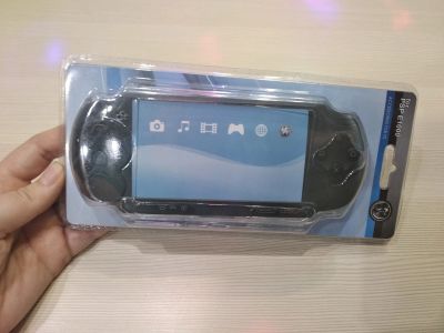 Лот: 15211021. Фото: 1. Пластиковый чехол для Psp. Много... Аксессуары для игровых приставок, консолей, геймпады
