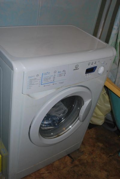 Лот: 6635798. Фото: 1. Стиральная машина Indesit WISE... Стиральные машины