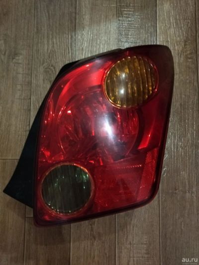 Лот: 18544427. Фото: 1. Стоп сигнал правый Toyota IST. Оптика и освещение