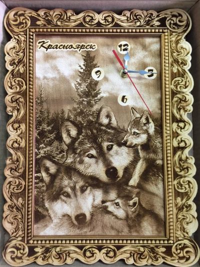 Лот: 11162543. Фото: 1. Часы - картина из кедра 28*38см... Другое (сувениры, подарки)