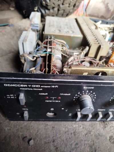 Лот: 25646092. Фото: 1. Одиссей У 010 стерео Hi-Fi. Разъёмы