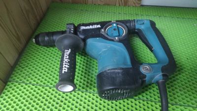 Лот: 24372867. Фото: 1. Перфоратор Makita HR2811FT (КЯВ... Электроинструмент