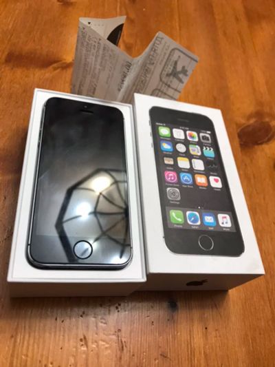 Лот: 12671501. Фото: 1. iPhone 5s 16gb рст. Смартфоны